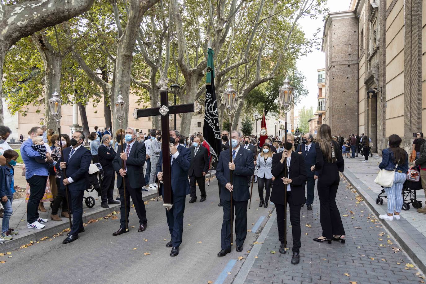 Fotos: Procesión en honor a María Santísima de la Pasión en Valladolid