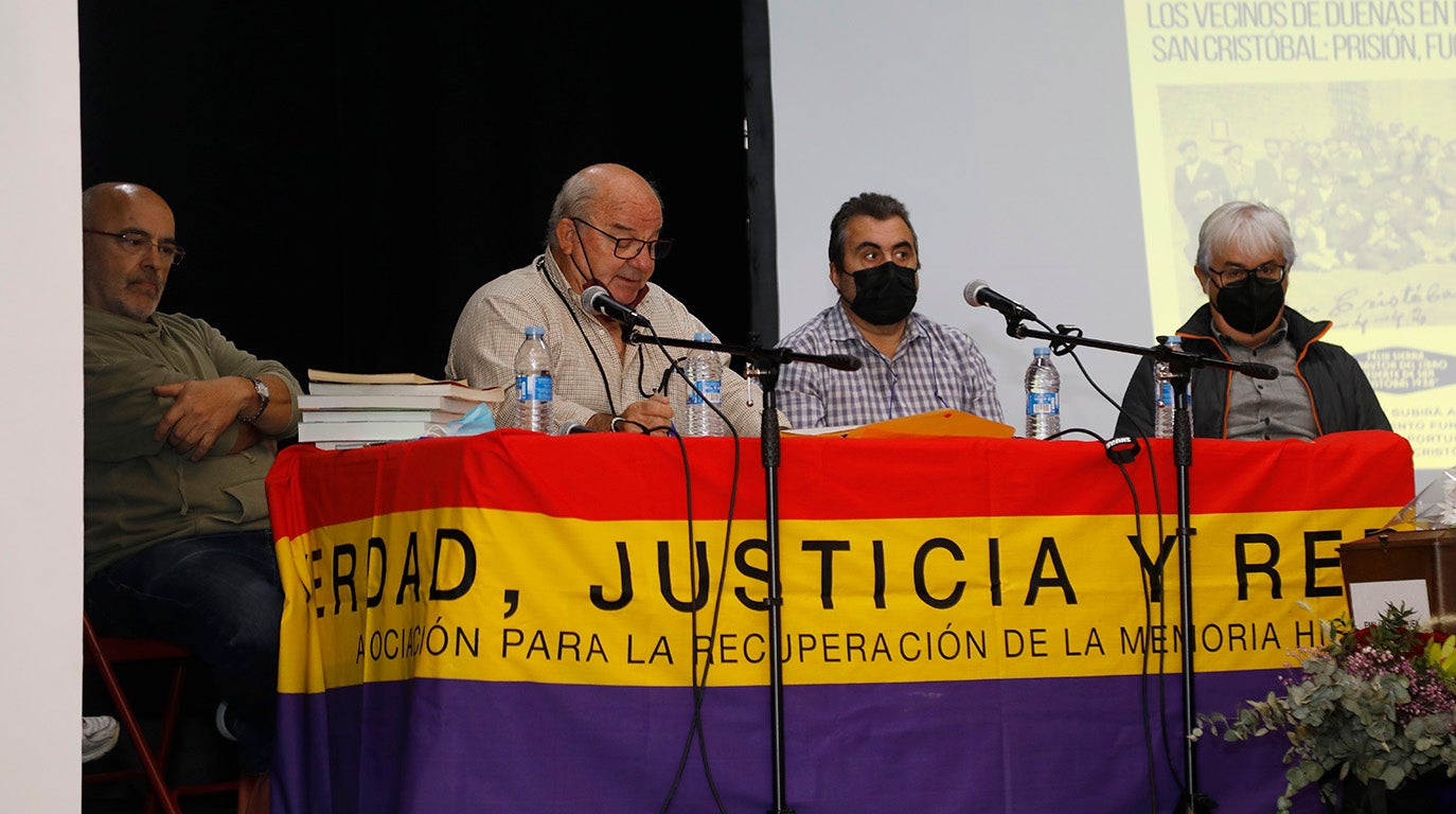Los restos de Emiliano vuelven a Dueñas