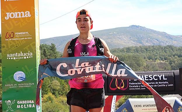 Imagen principal - El bejarano Miguel Heras y Ana Rico triunfan en la VI Ultrail La Covatilla