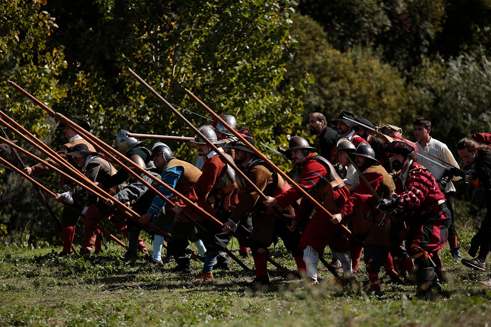Salamanca se despide de su Siglo de Oro con la simulación de una batalla de los tercios españoles a orillas del Tormes