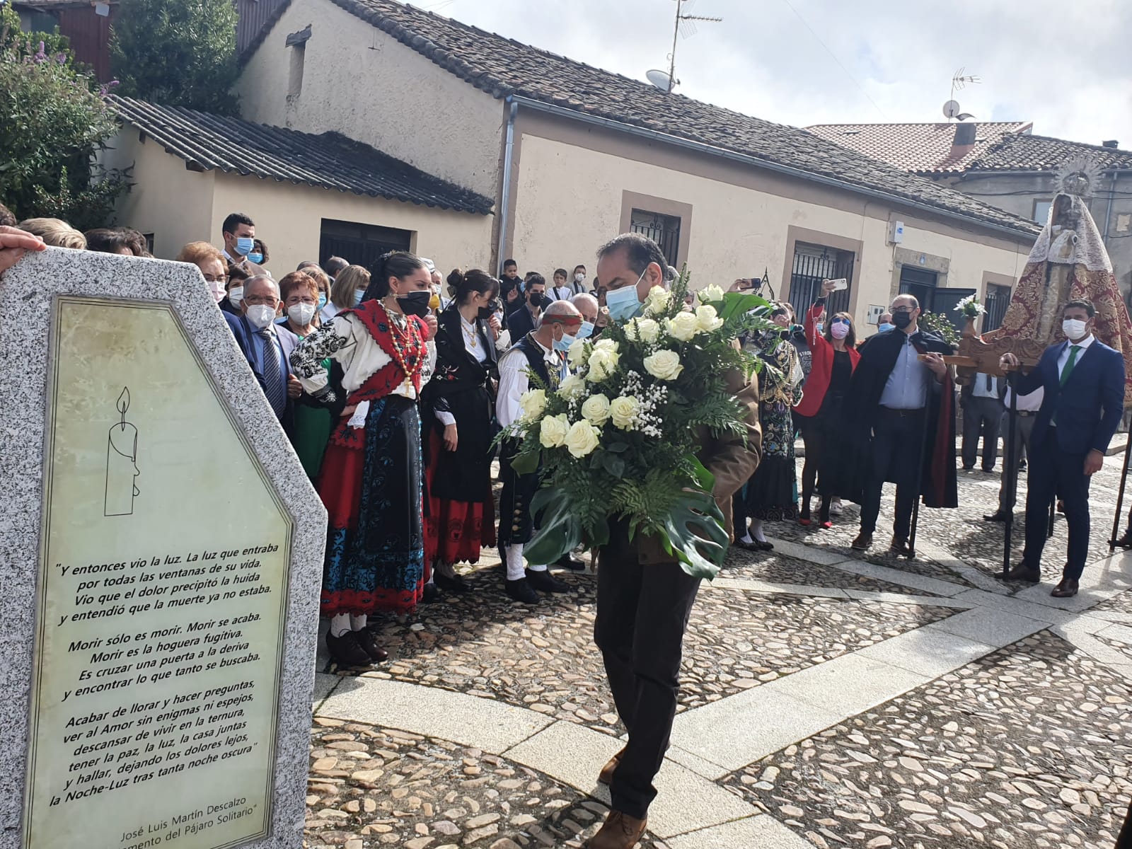 Fotos: El Maillo recuerda a Alfredo Ramajo en el día grande de sus fiestas patronales