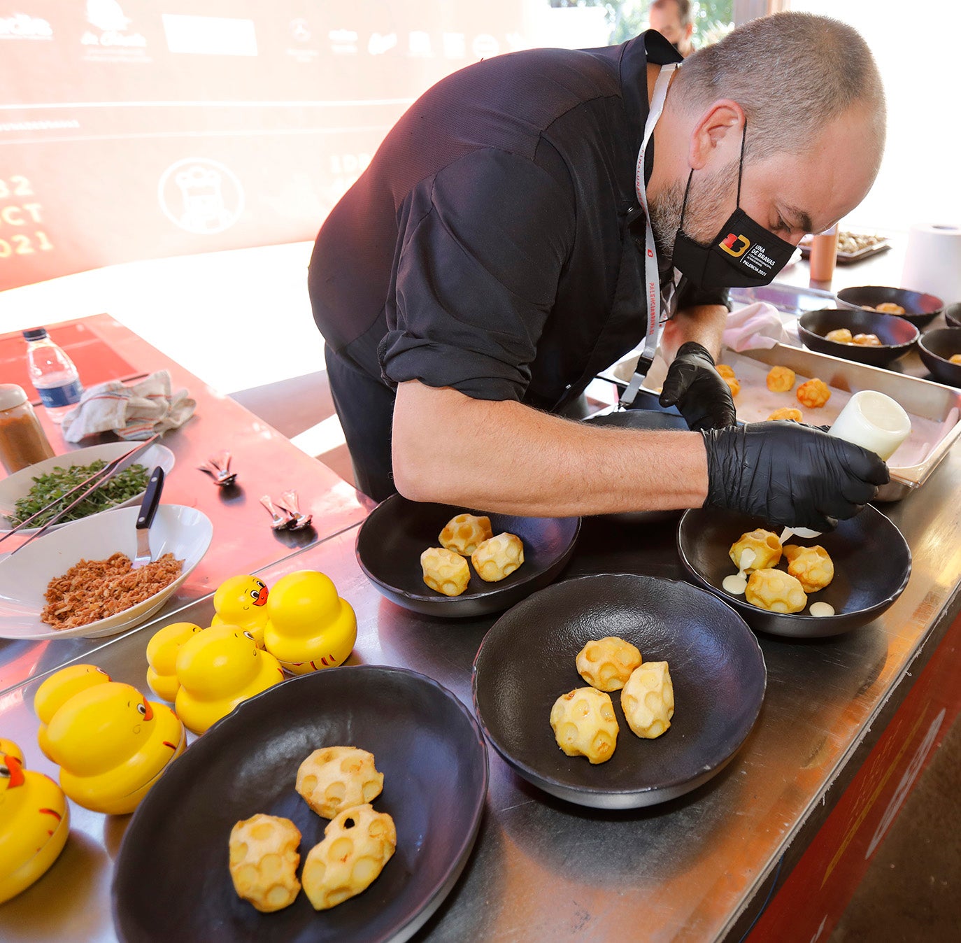 Final del II concurso internacional de patatas bravas en Palencia