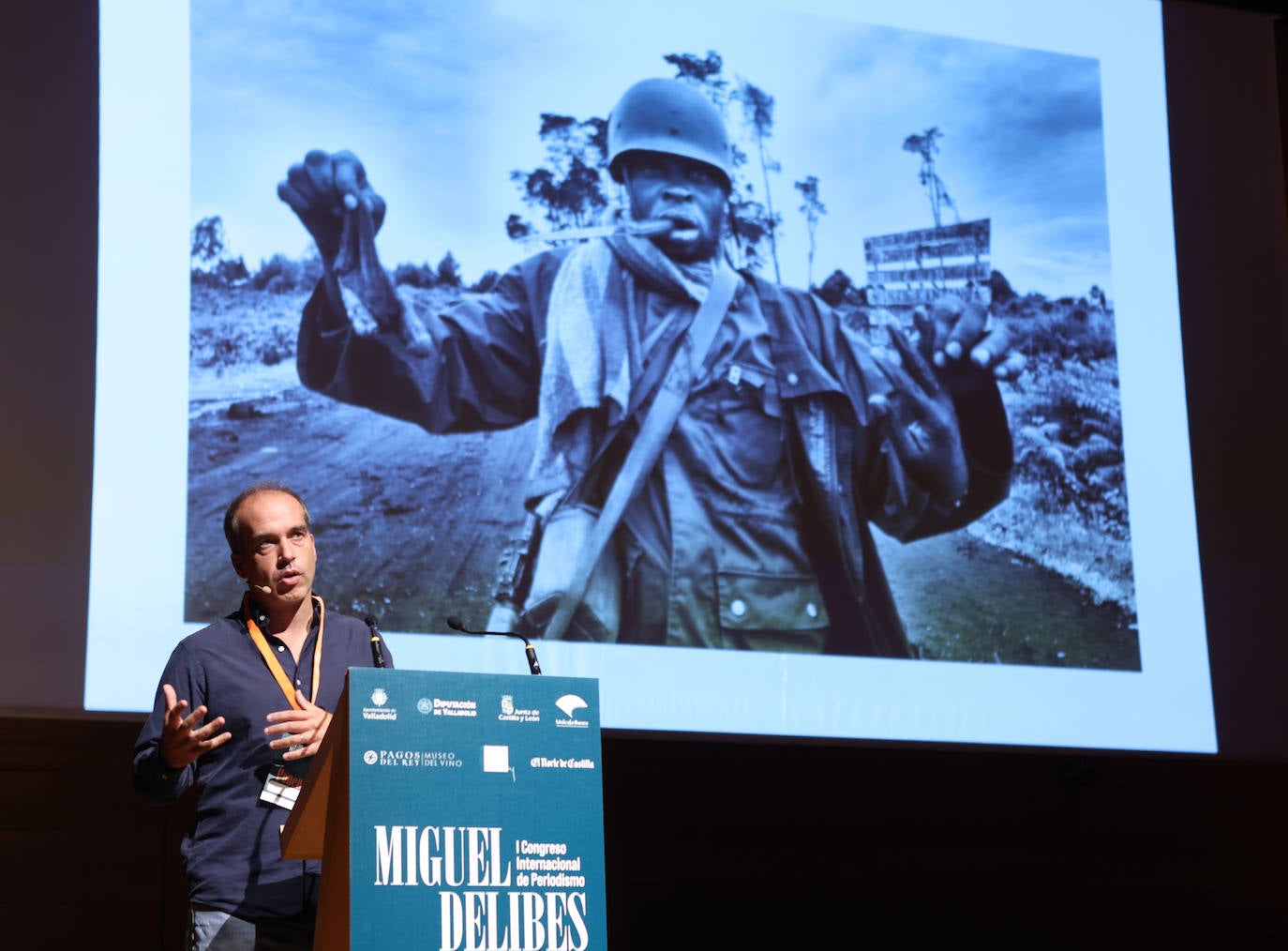 Reporterismo gráfico: la mirada periodística ante la crudeza de la verdad. Con Álvaro Ybarra, fotográfo.