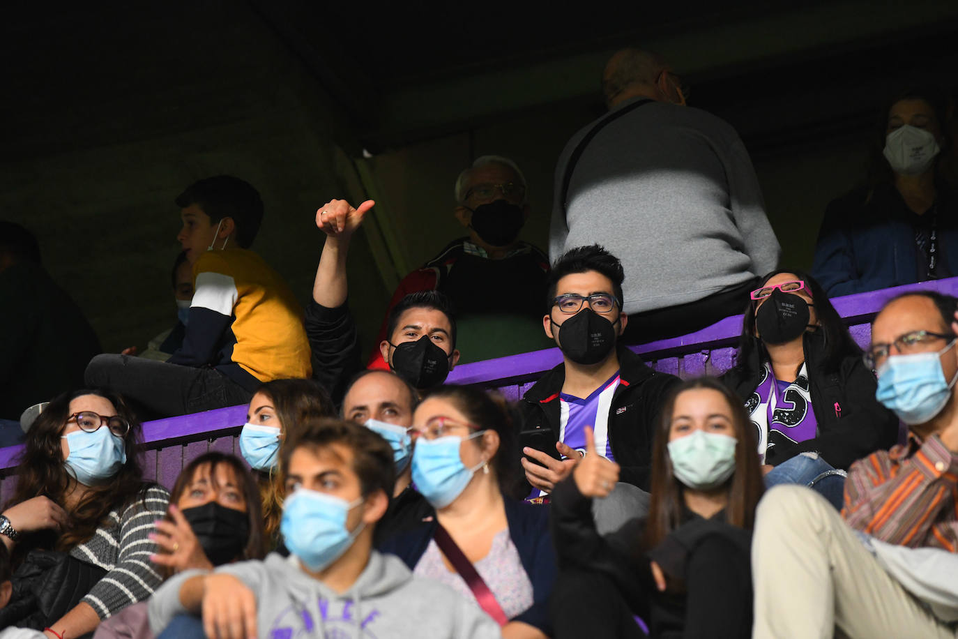 Aficionados vallisoletanos en el Zorrilla durante el encuentro contra el Málaga. 