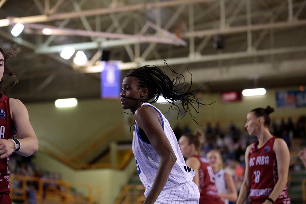 El CB Avenida, sin sus dos estrellas, supera con incertidumbre hasta el final al debutante MBA Moscow en la primera jornada de la fase de grupos