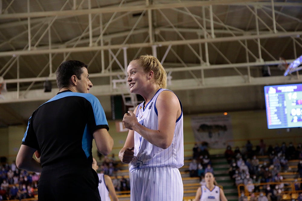 El CB Avenida, sin sus dos estrellas, supera con incertidumbre hasta el final al debutante MBA Moscow en la primera jornada de la fase de grupos