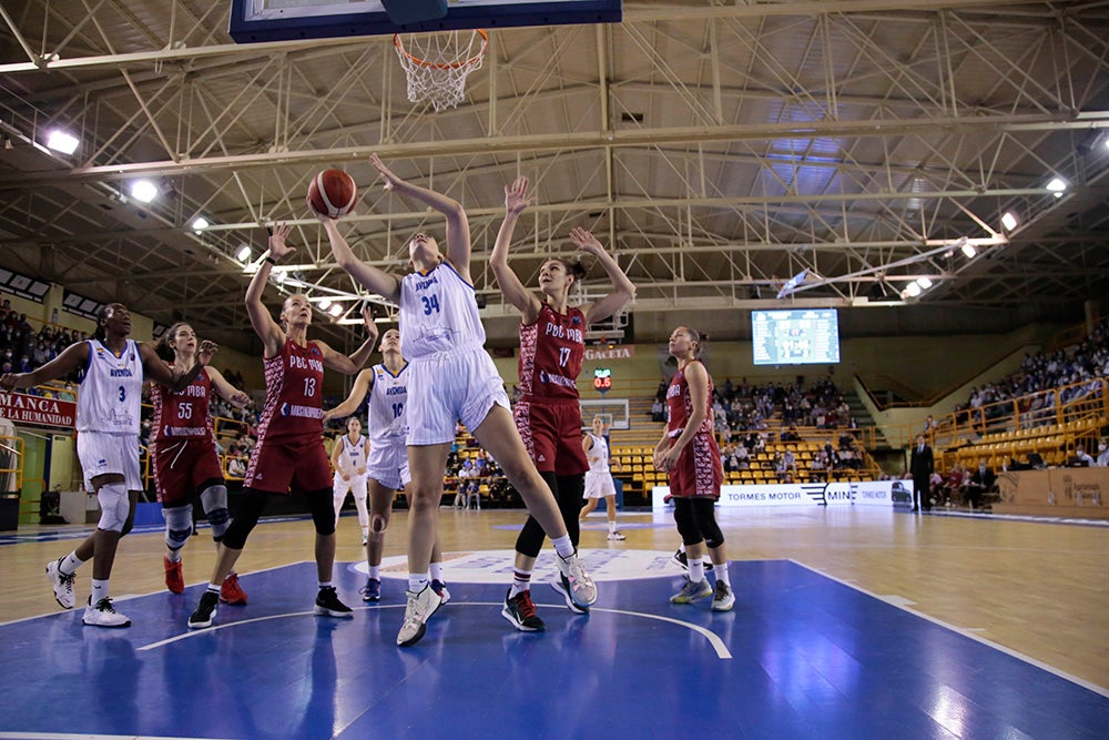 El CB Avenida, sin sus dos estrellas, supera con incertidumbre hasta el final al debutante MBA Moscow en la primera jornada de la fase de grupos