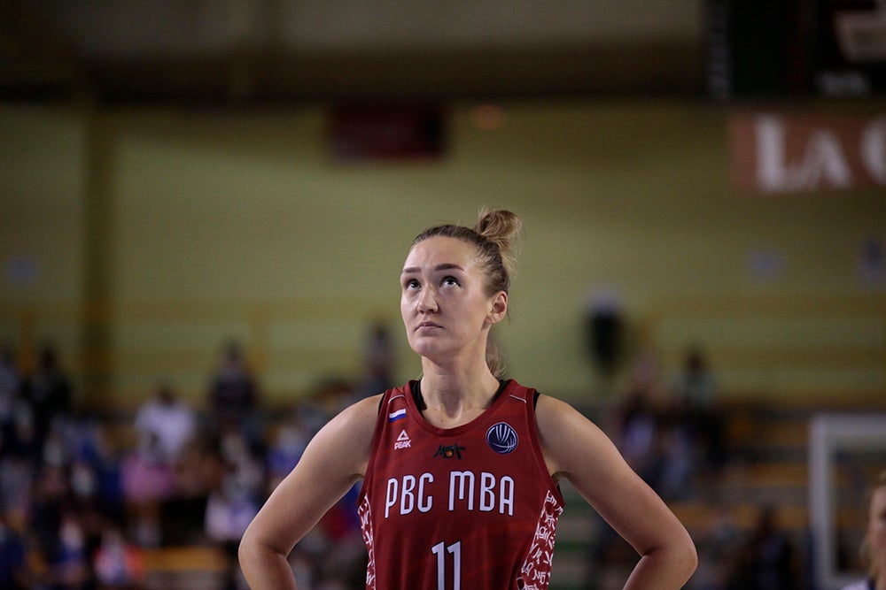 El CB Avenida, sin sus dos estrellas, supera con incertidumbre hasta el final al debutante MBA Moscow en la primera jornada de la fase de grupos