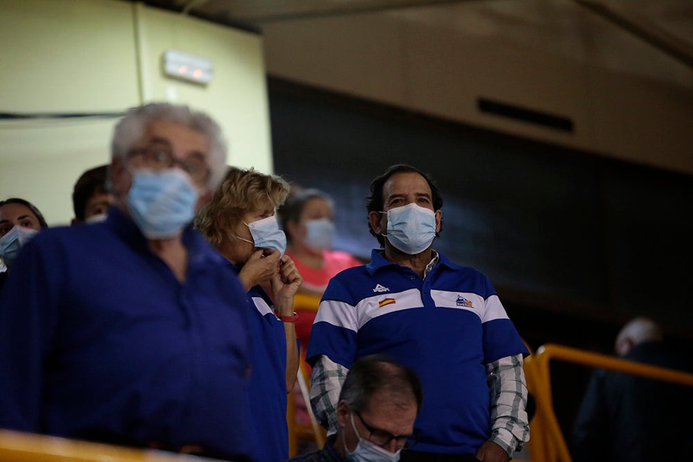 Würzburg empieza a recuperar el ambiente de siempre en las noches de Euroliga para presenciar la sufrida victoria del CB Avenida