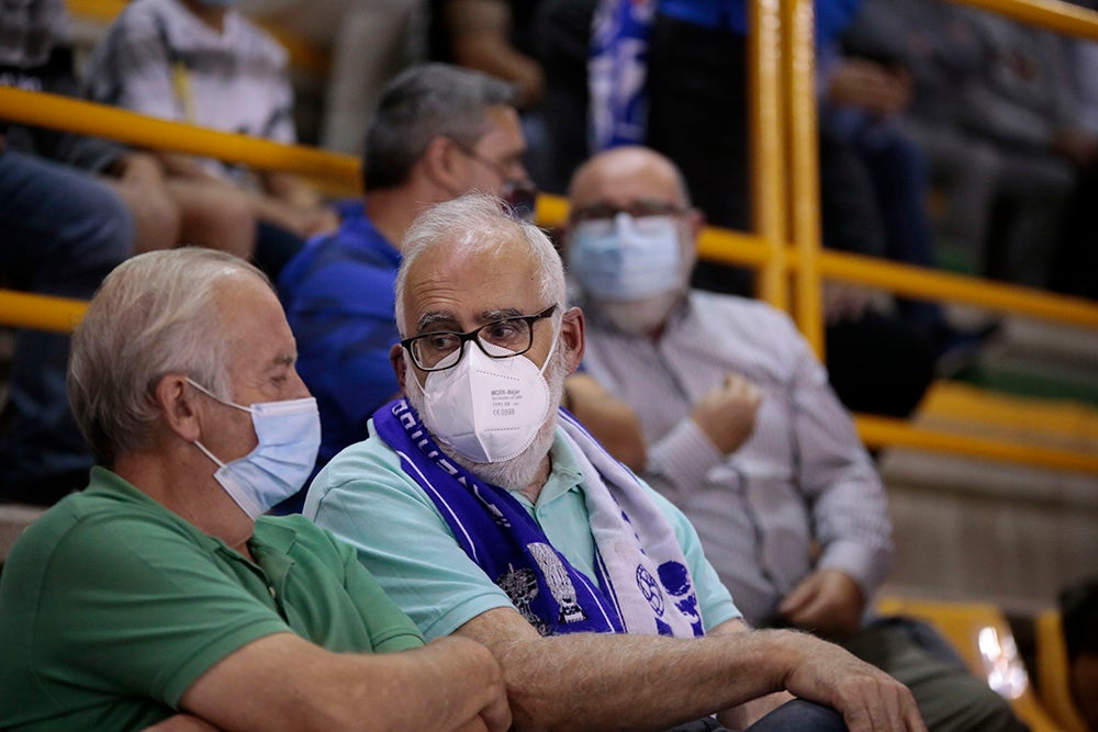 Würzburg empieza a recuperar el ambiente de siempre en las noches de Euroliga para presenciar la sufrida victoria del CB Avenida