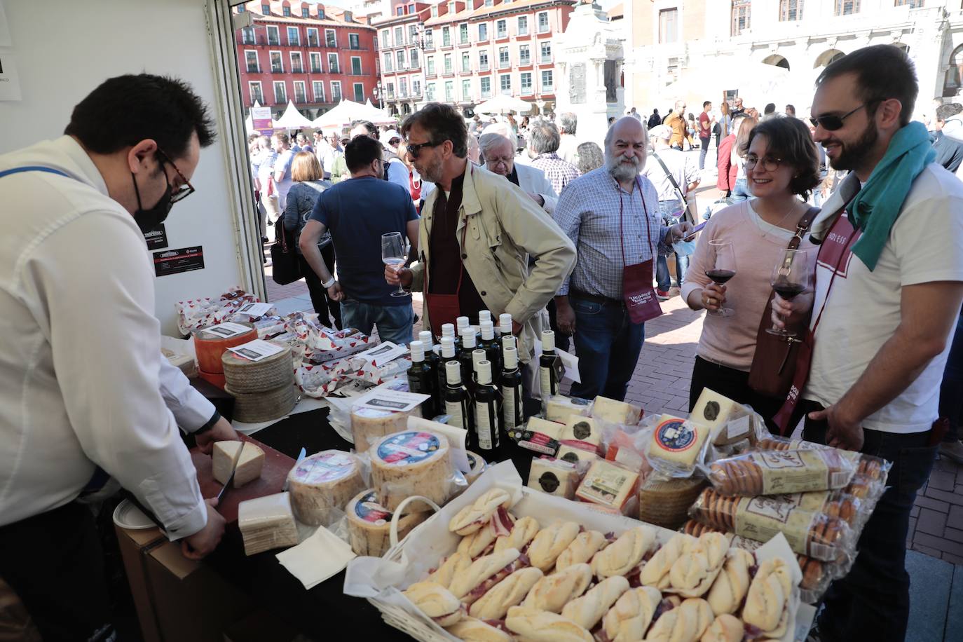 Tercera edición de la Plaza Mayor del Vino en Valladolid. 