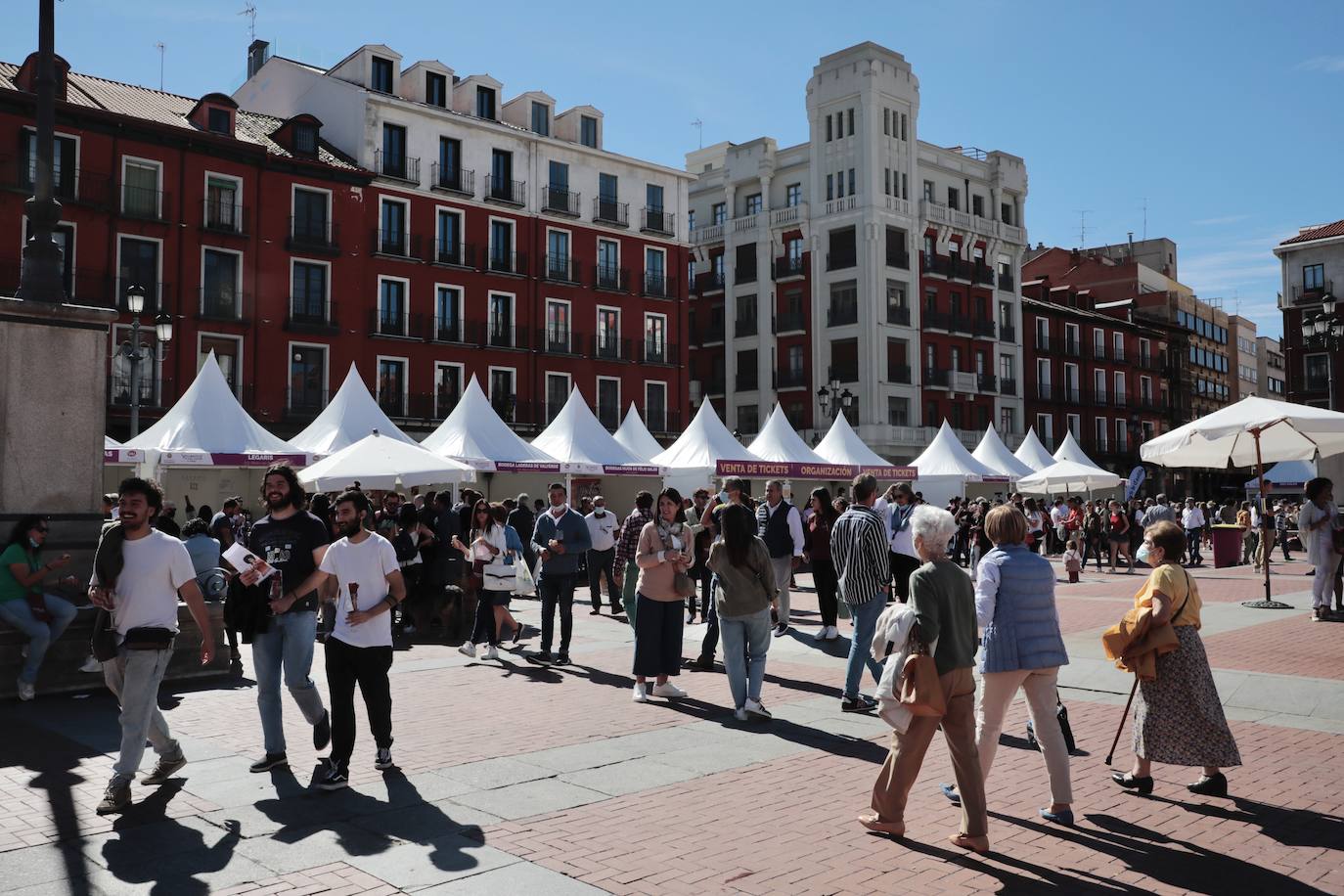 Tercera edición de la Plaza Mayor del Vino en Valladolid. 