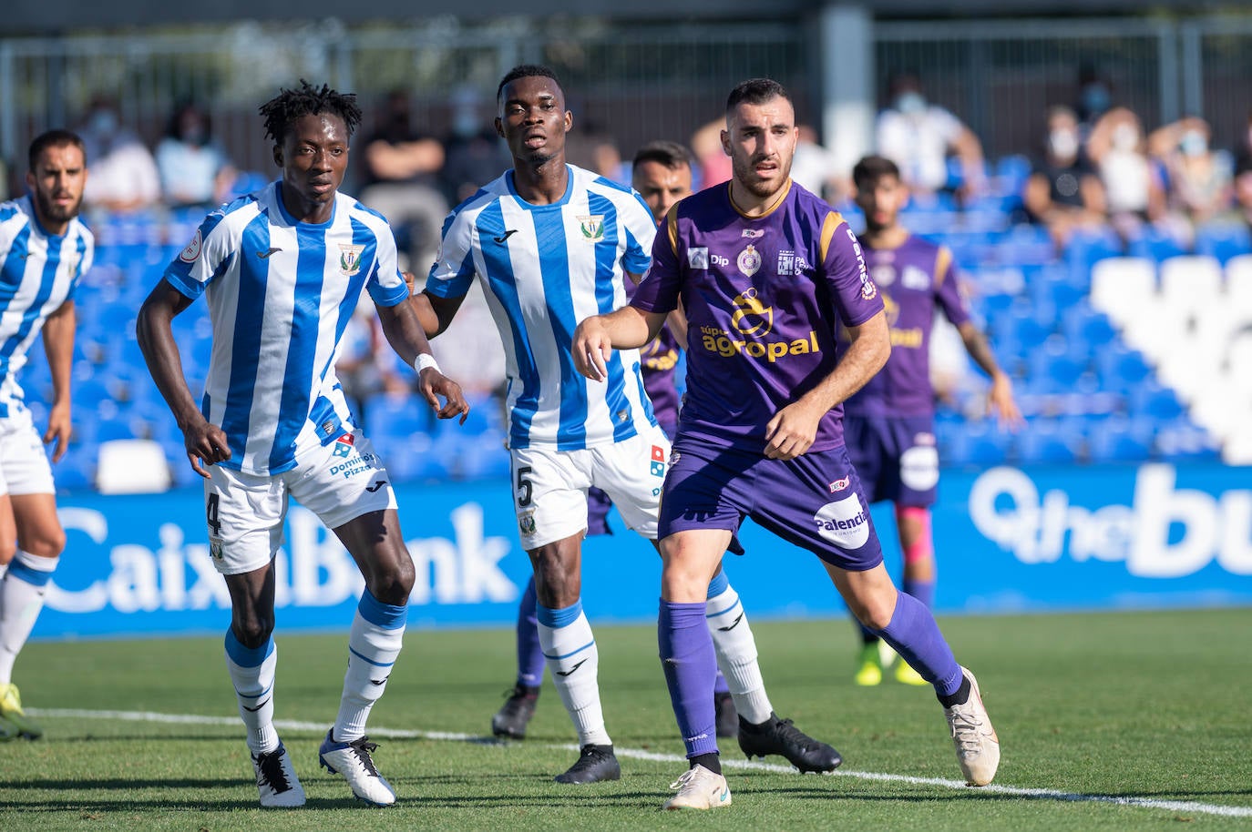 El equipo palentin suma la segunda victoria consecutiva en RFEF.