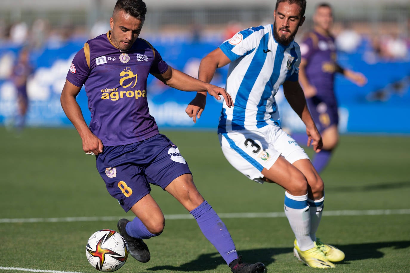 El equipo palentin suma la segunda victoria consecutiva en RFEF.