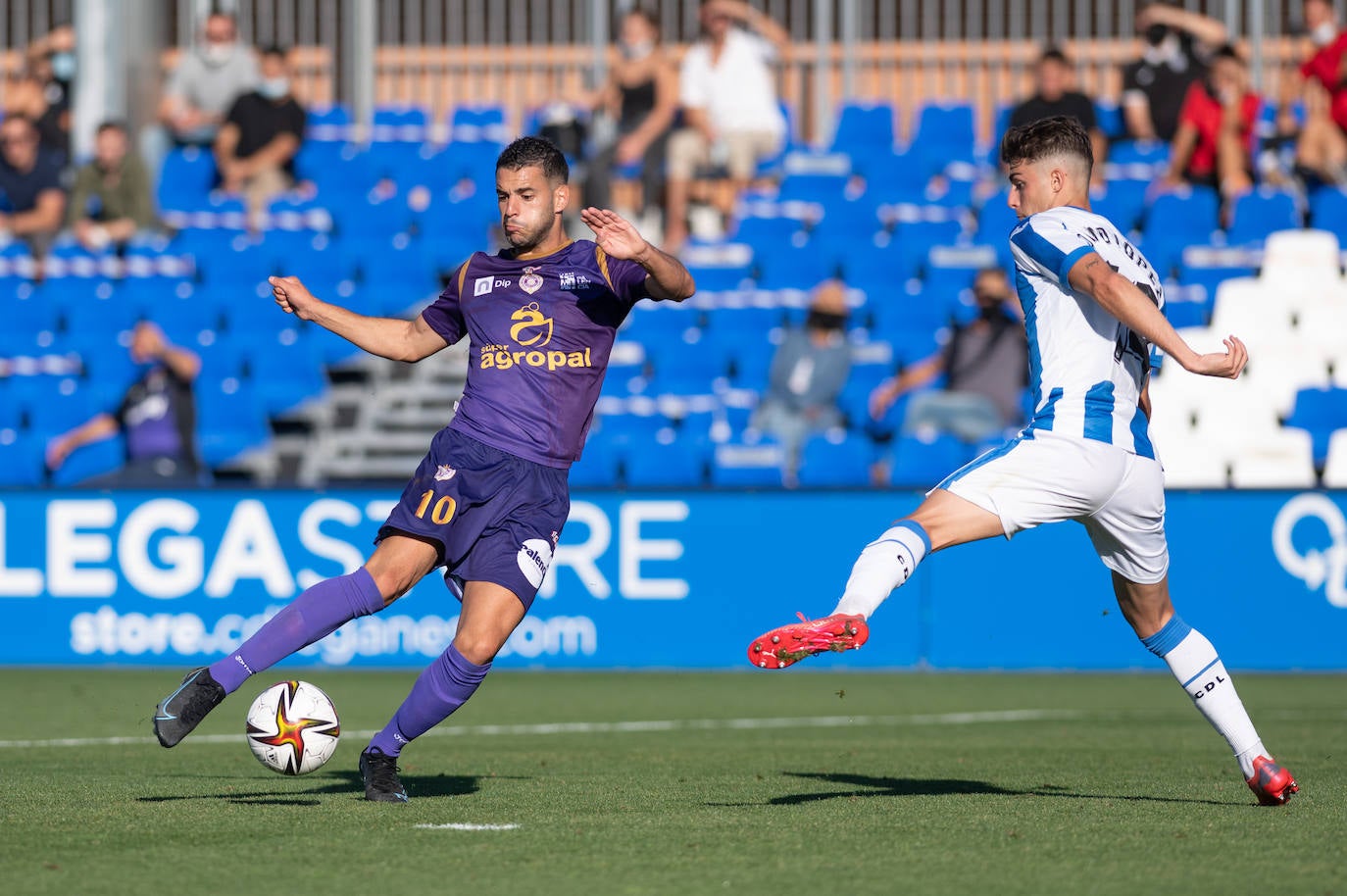 El equipo palentin suma la segunda victoria consecutiva en RFEF.