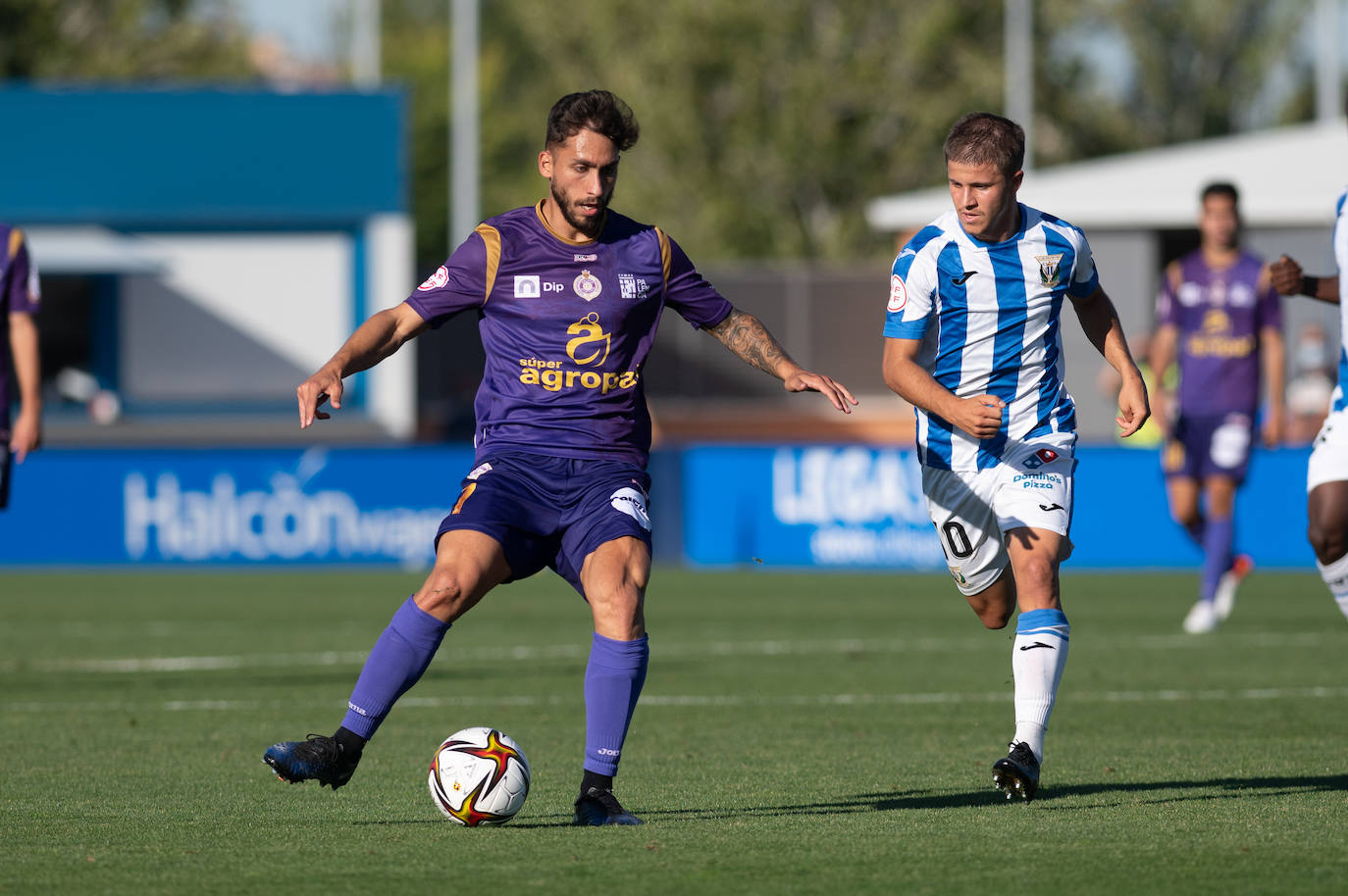 El equipo palentin suma la segunda victoria consecutiva en RFEF.