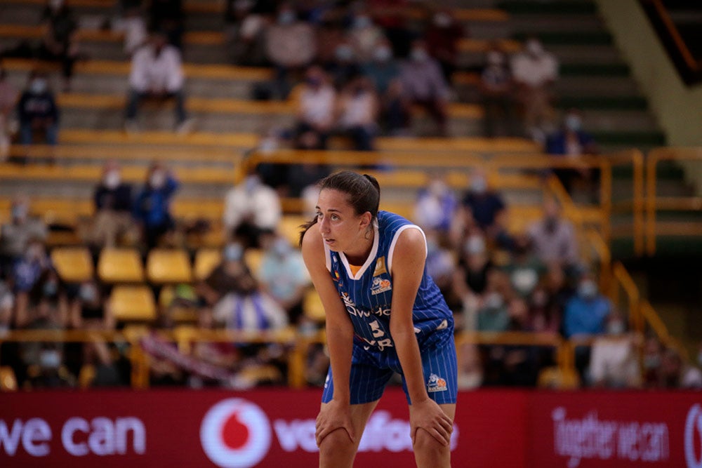 Avenida se pone serio en defensa y suma una más en la Liga (70-47)