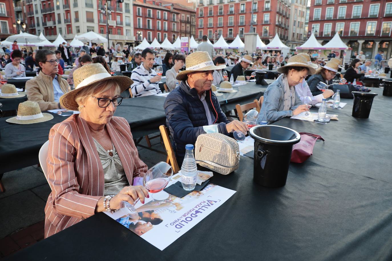 Cata, en la Plaza Mayor. 