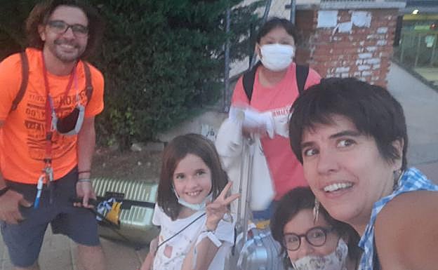 La familia al completo