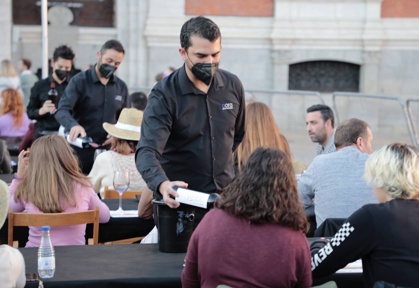 Fotos: Visita a la DO Rueda y ambiente del lunes en &#039;Valladolid. Plaza Mayor del Vino&#039;