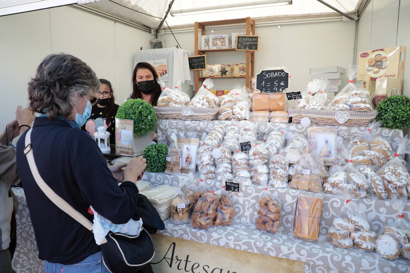 Fotos: Visita a la DO Rueda y ambiente del lunes en &#039;Valladolid. Plaza Mayor del Vino&#039;