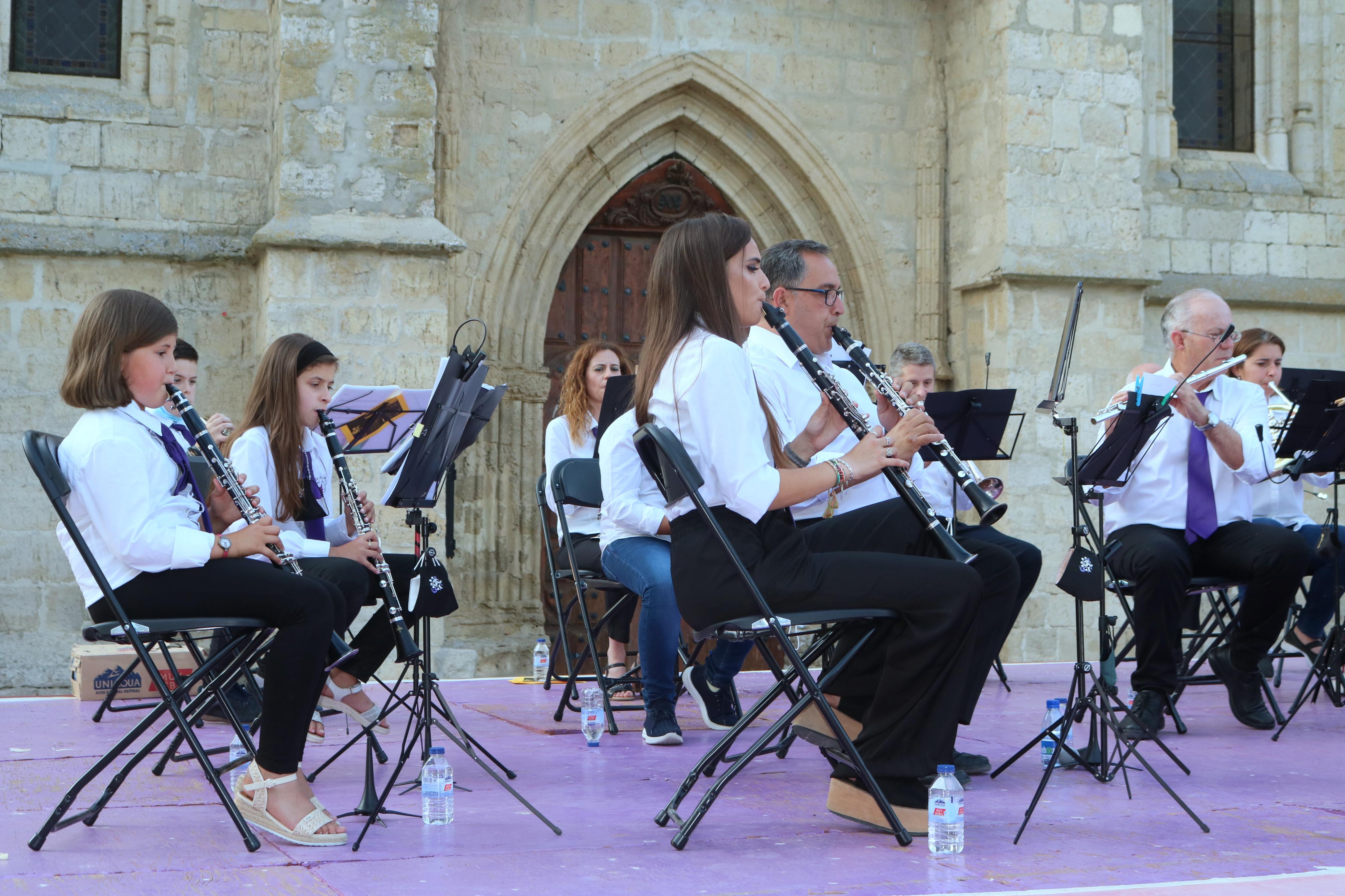 Los ampudianos disfrutaron de la música de la Banda del Cerrato