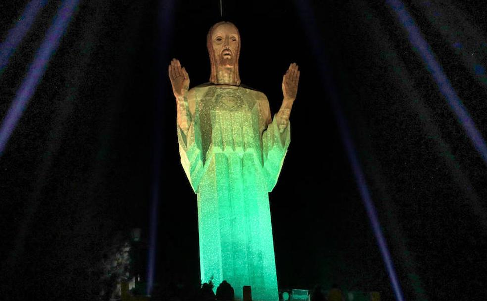 El Cristo del Otero se volvió carioca