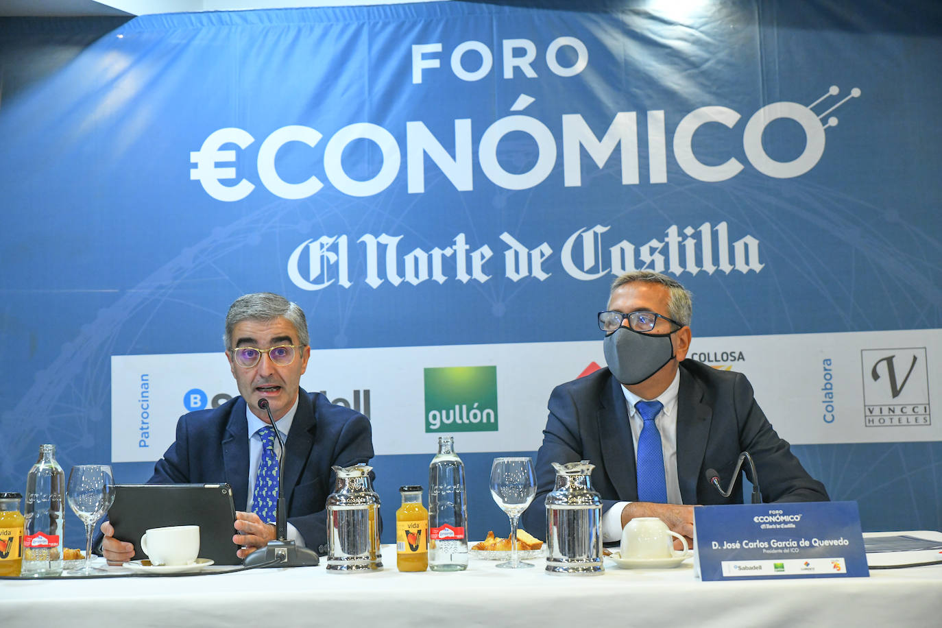 José Ignacio Foces y José Carlos García de Quevedo, durante su intervención en el foro.