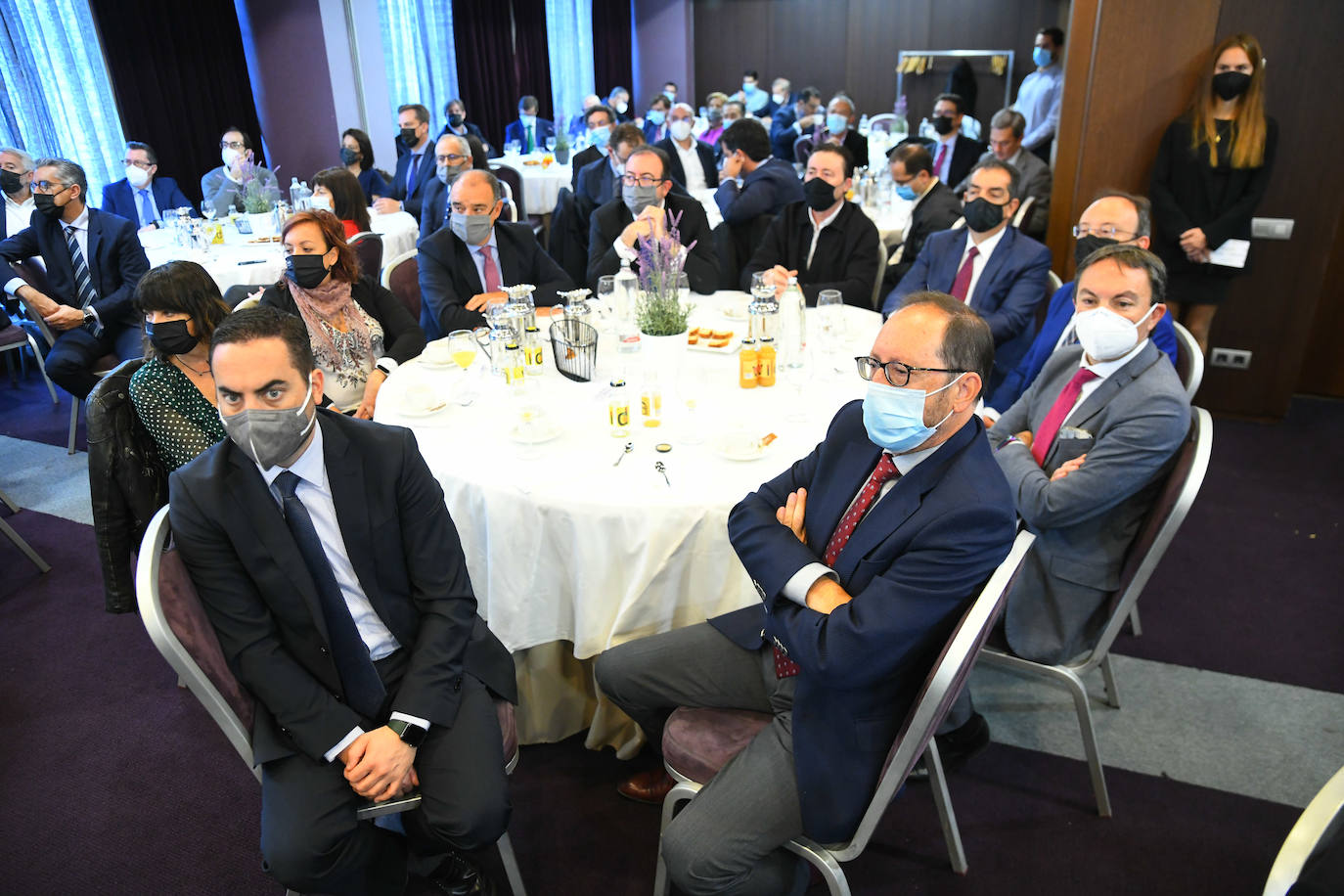 Asistentes al Foro Económico de El Norte.