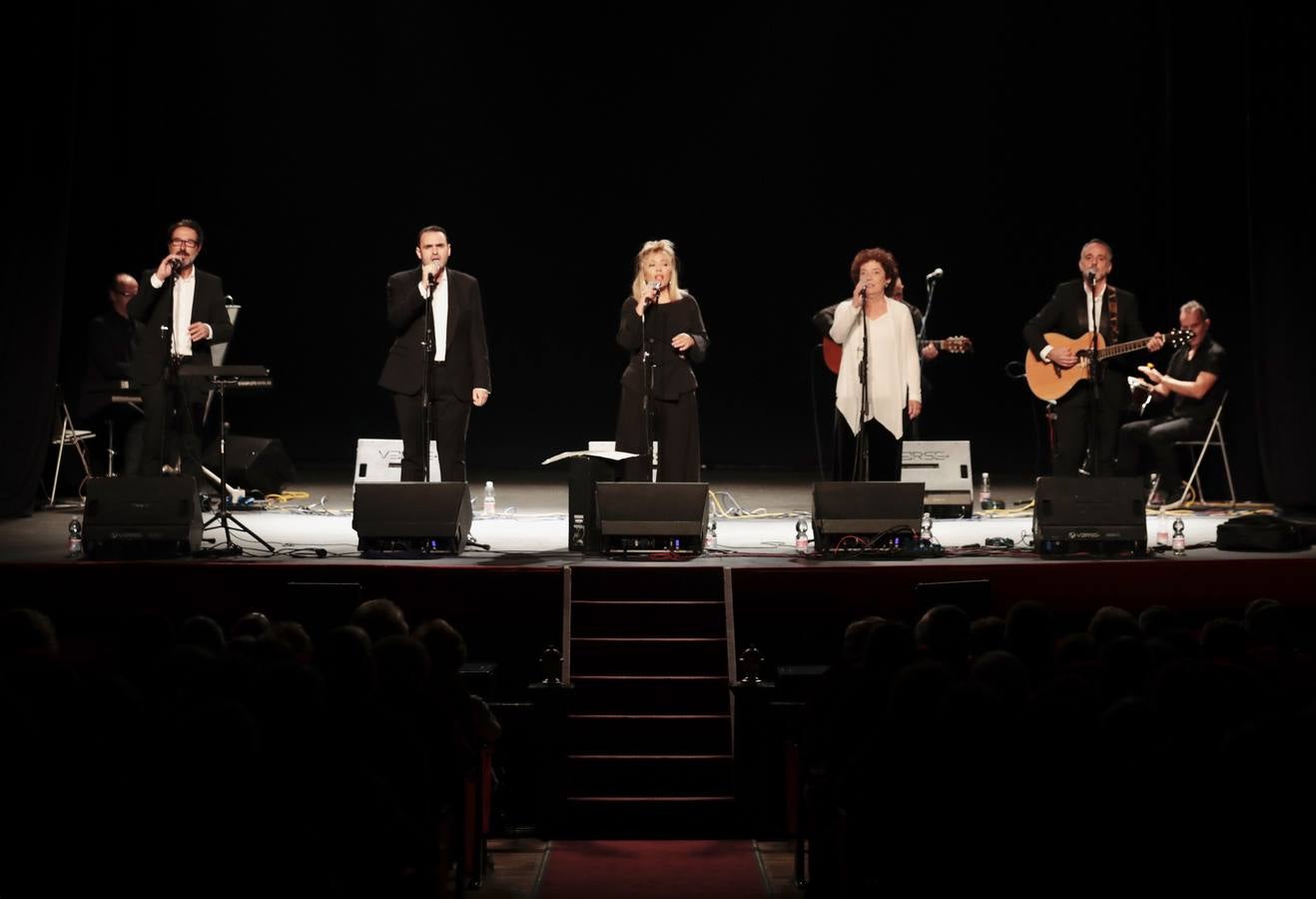 Fotos: Concierto de Mocedades y Los Panchos en el Teatro Carrión de Valladolid