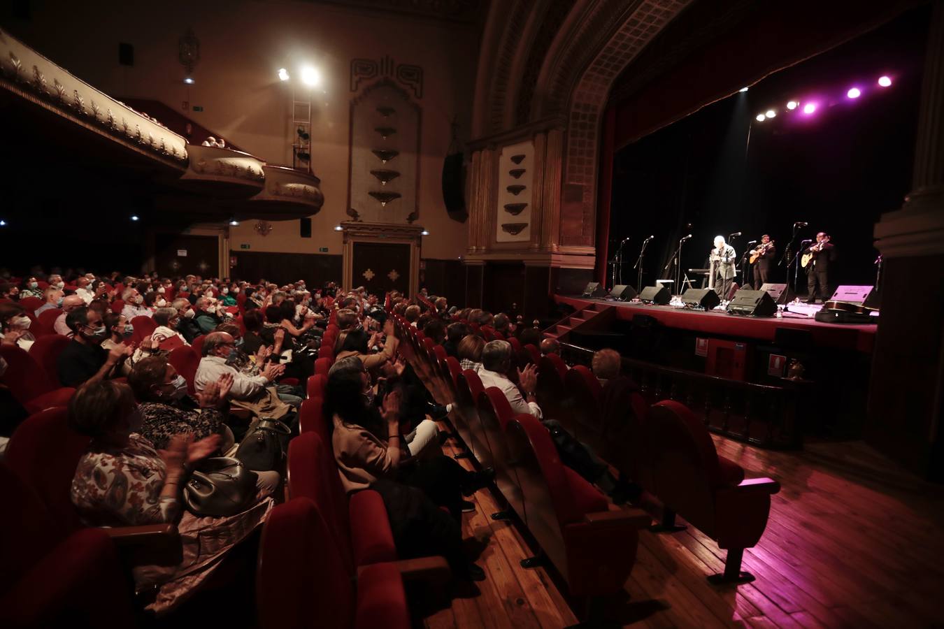 Fotos: Concierto de Mocedades y Los Panchos en el Teatro Carrión de Valladolid