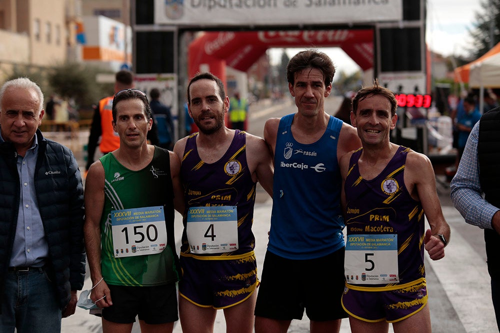 Santa Marta volvió a acoger la salida y llegada de la Media Maratón de la Diputación de Salamanca tras no realizarse el año pasado