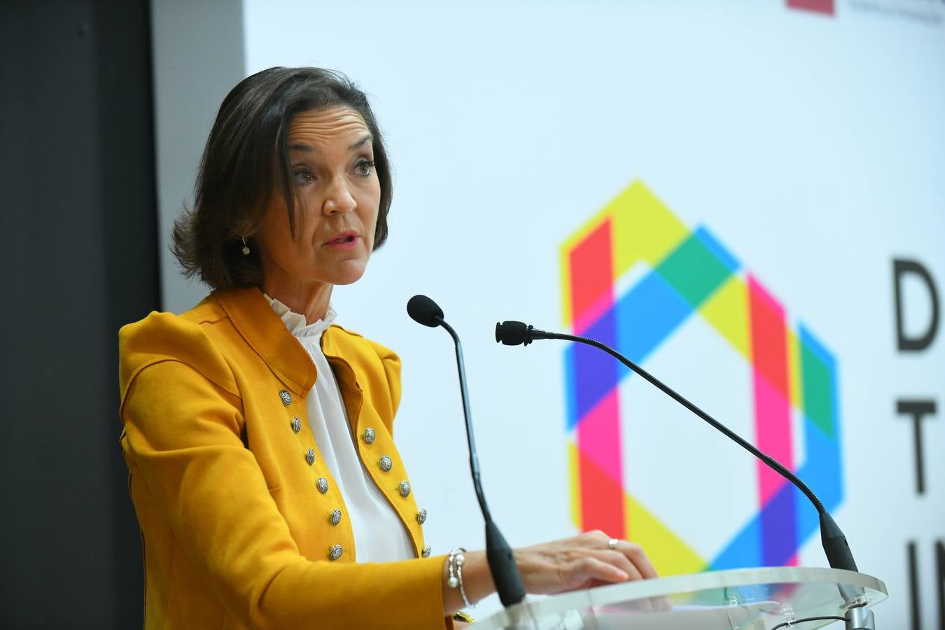 Fotos: La ministra Reyes Maroto clausura en Valladolid la jornada &#039;Destinos turísticos inteligentes&#039;