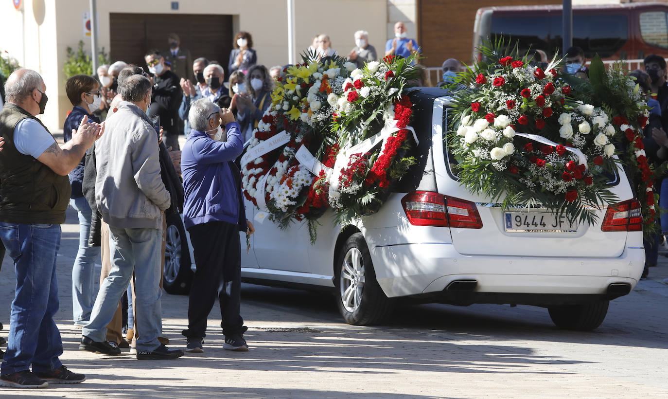 Fotos: Profundo dolor en el funeral militar por Andrés Martín