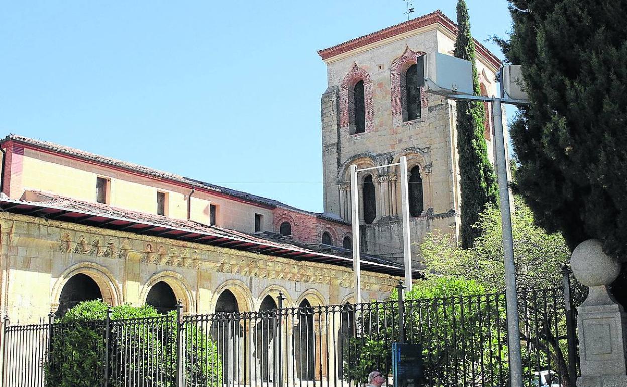 Antigua iglesia de San Juan de los Caballeros, sede del Museo Zuloaga.
