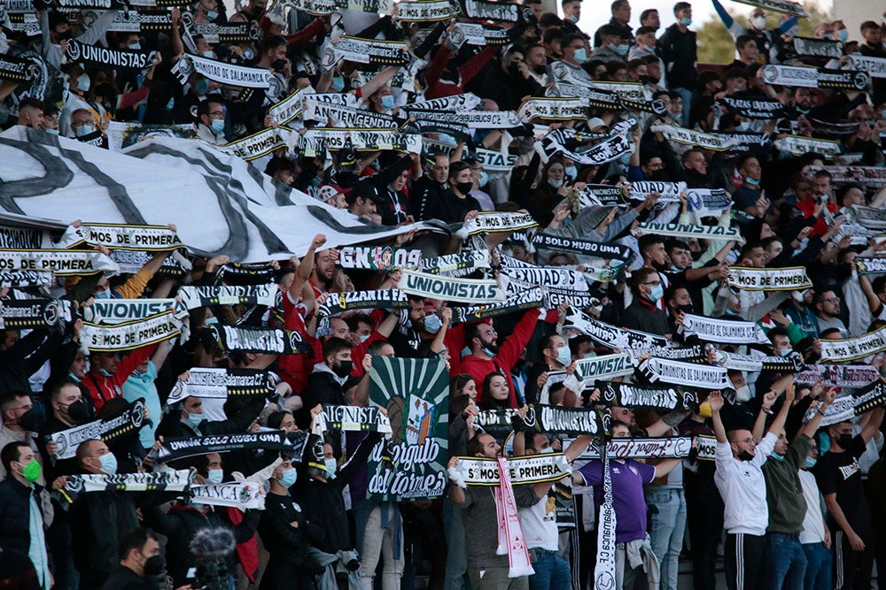 Histórica "Fiesta del Fútbol Popular" entre Unionistas y SD Logroñés en un Reina Sofía de récord 