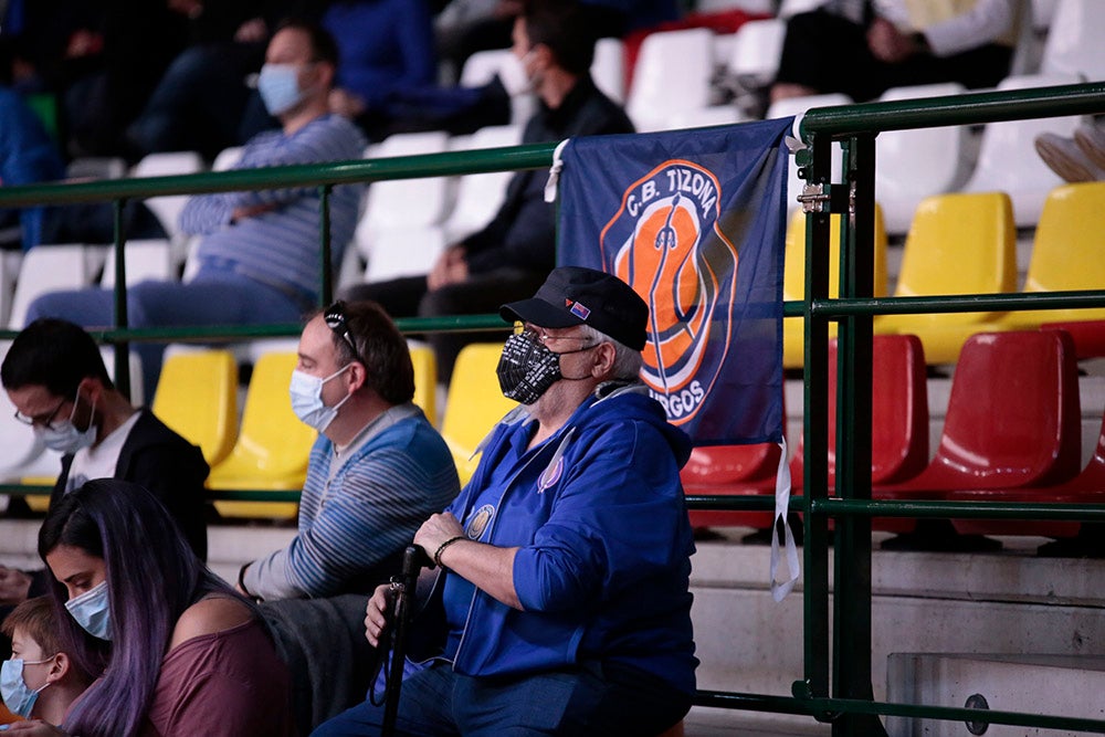 Festival desde el triple de Aquimisa para sumar su primer triunfo liguero ante un descendido de LEB Oro (91-75)