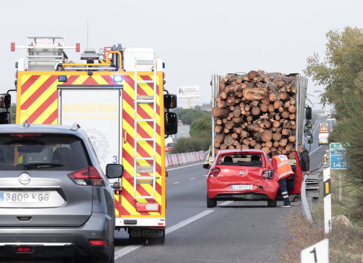 Fotos: Accidente mortal en la A-62 entre Tordesillas y Geria