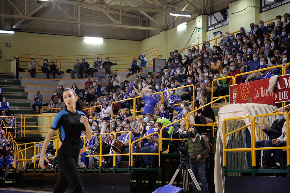 Noche de disfrute en Würzburg con la holgada victoria del CB Avenida ante el BLMA