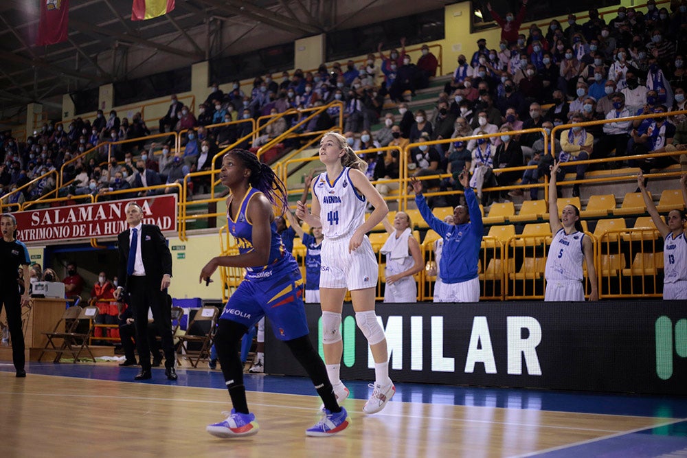 El CB Avenida reacciona a lo grande en la Euroliga tras el nuevo 'toque' de Íñiguez (88-67)