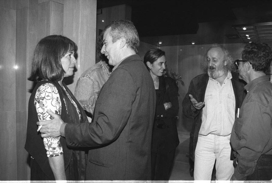 1197. Con la actriz Carmen Maura, y los directores Montxo Armendáriz y Fernando Colomo.