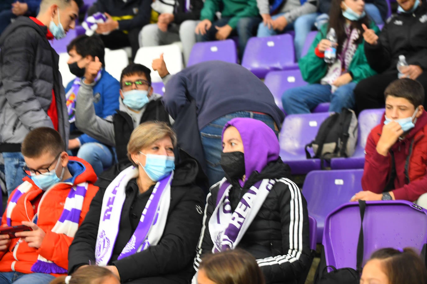 Fotos: Las imágenes de la grada de Zorrilla en el Real Valladolid-Eibar