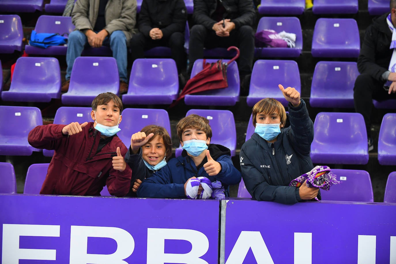 Fotos: Las imágenes de la grada de Zorrilla en el Real Valladolid-Eibar