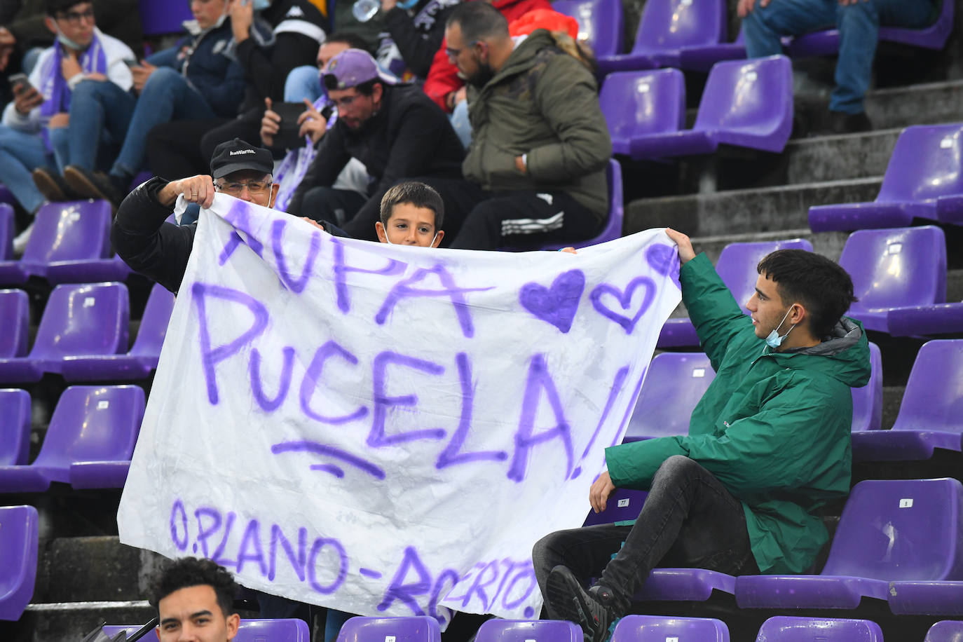 Fotos: Las imágenes de la grada de Zorrilla en el Real Valladolid-Eibar