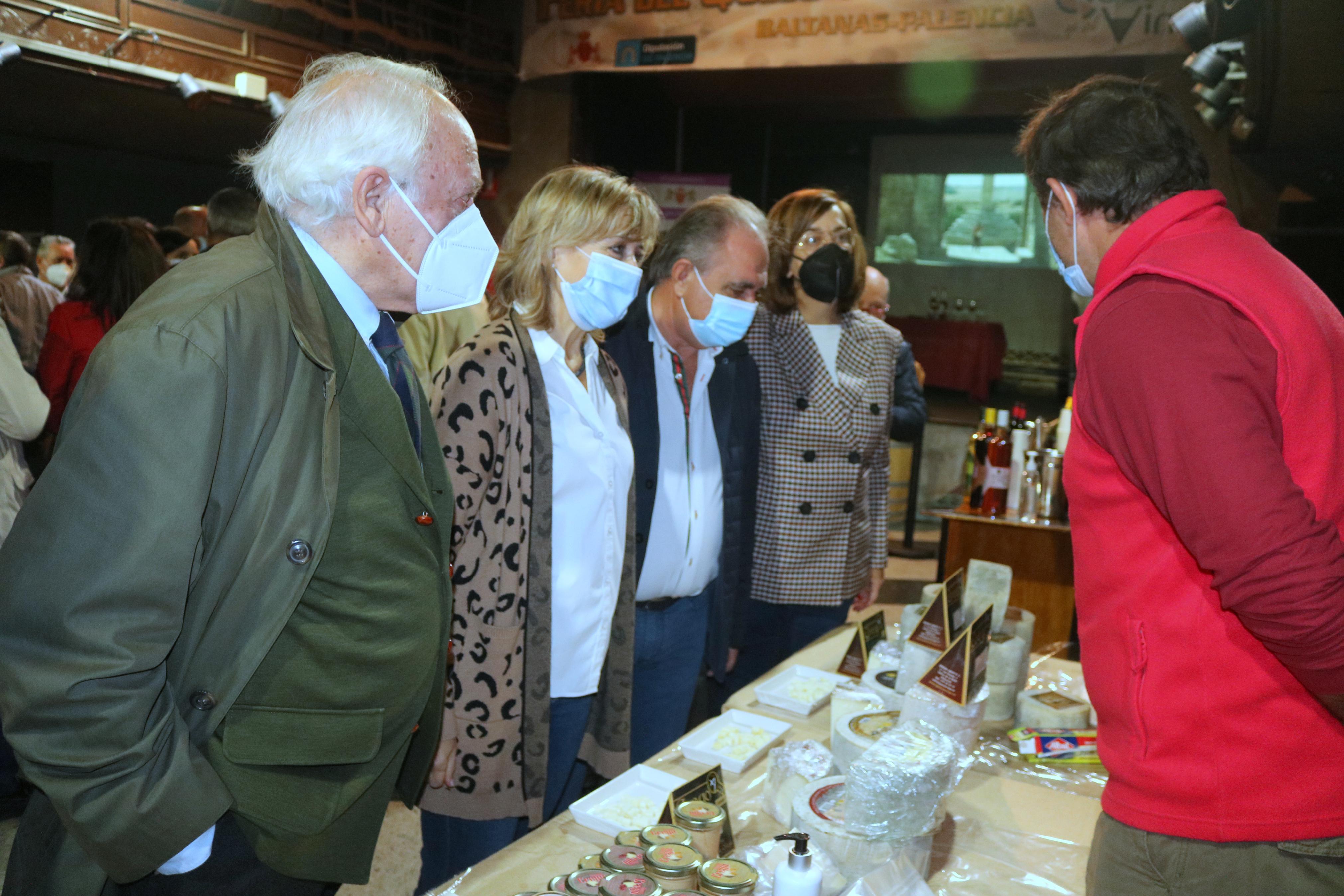 Baltanás disfrutó de la X Feria del Queso y el Vino con diversos actos durante toda la jornada