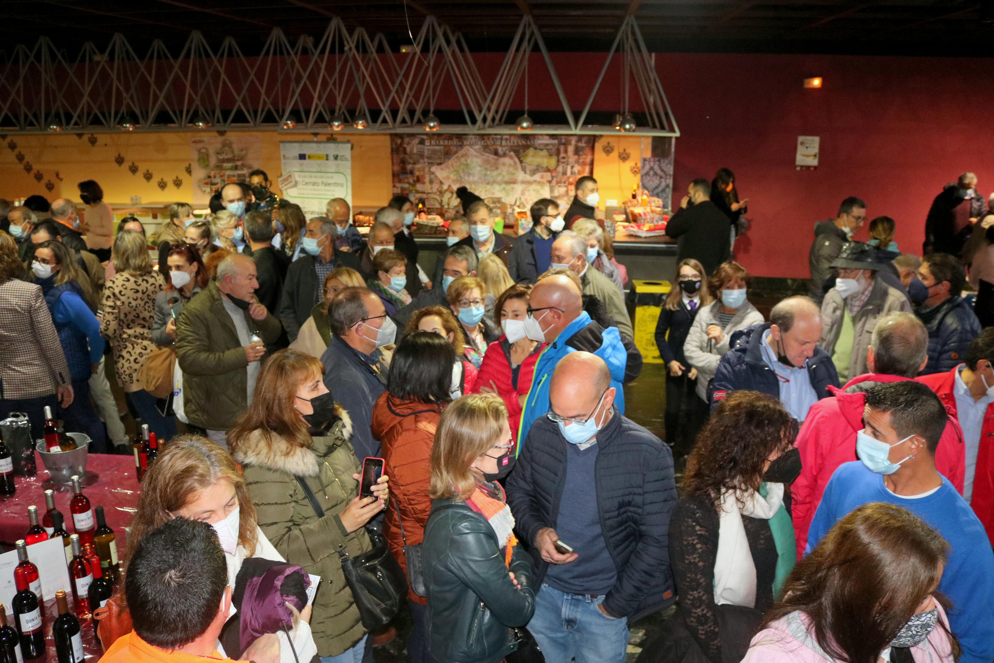 Baltanás disfrutó de la X Feria del Queso y el Vino con diversos actos durante toda la jornada