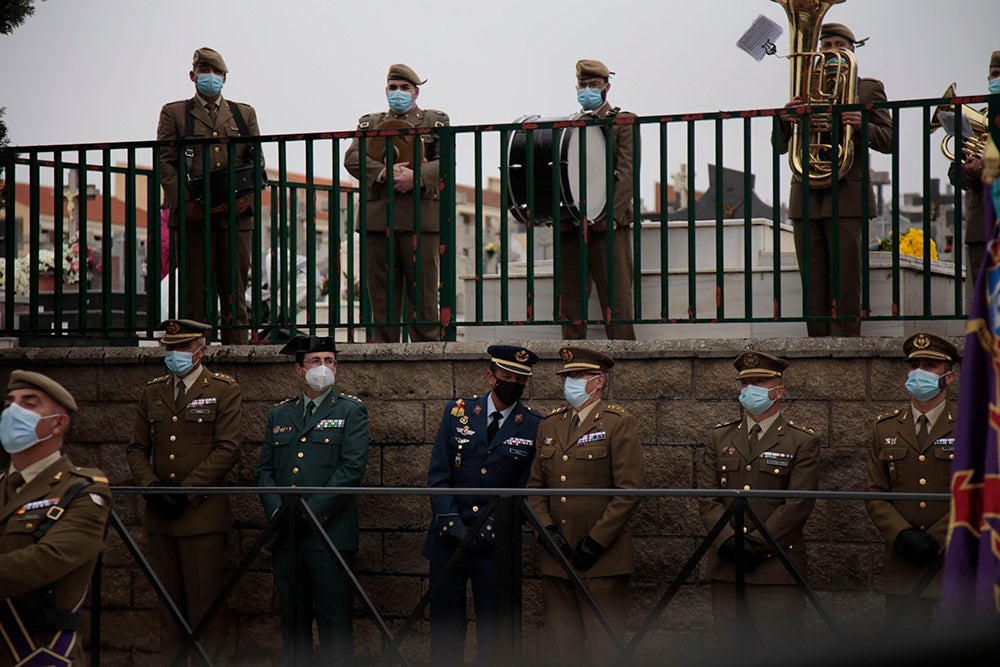 Día de los Caídos por la Patria en el cementerio de Salamanca