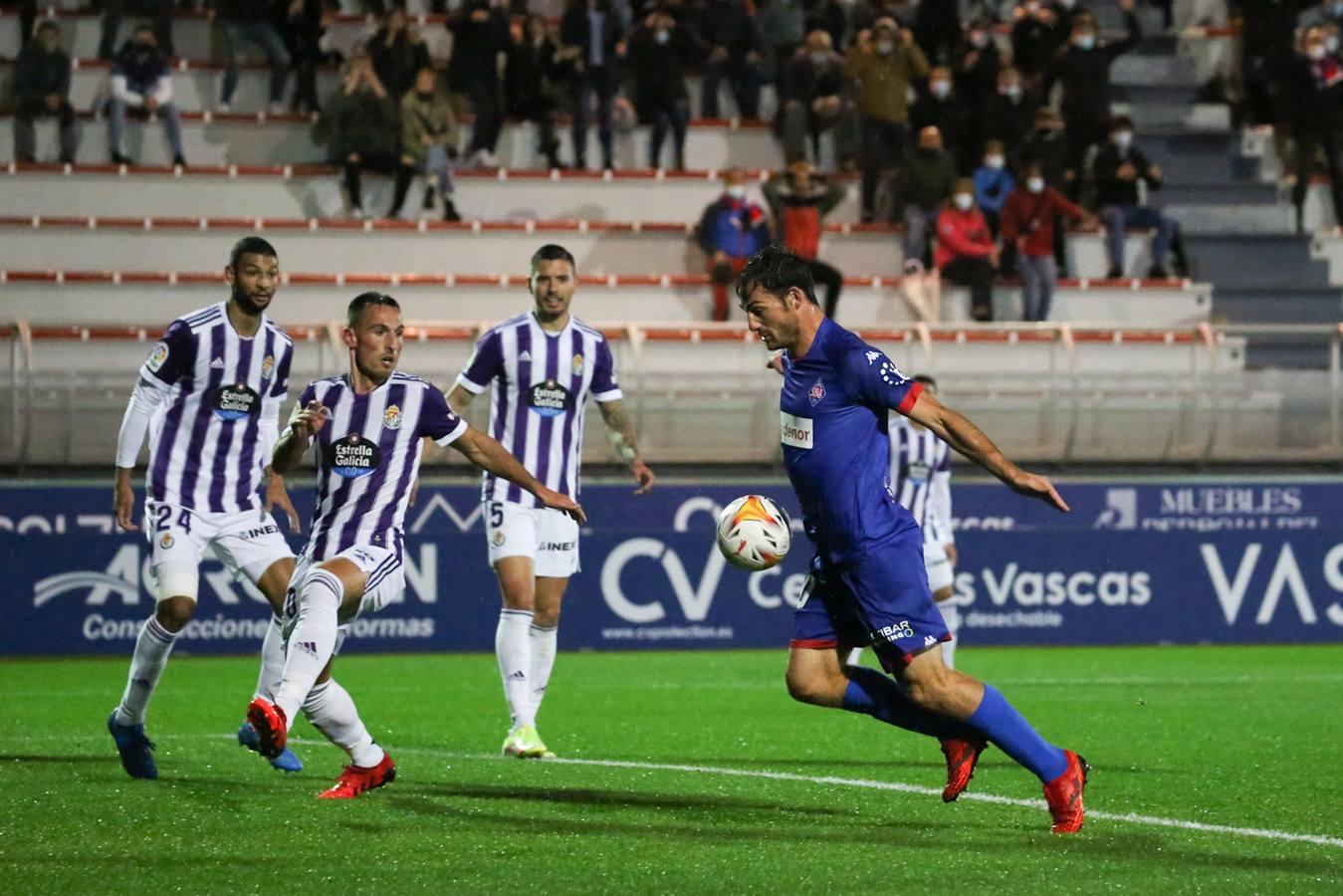 Fotos: Derrota del Real Valladolid ante el Amorebieta (4-1)