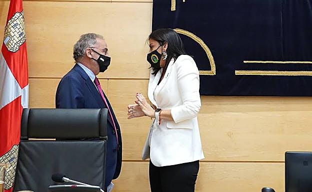 El empresario Alejandro Llorente se acoge a su derecho a no declarar en la comisión eólica