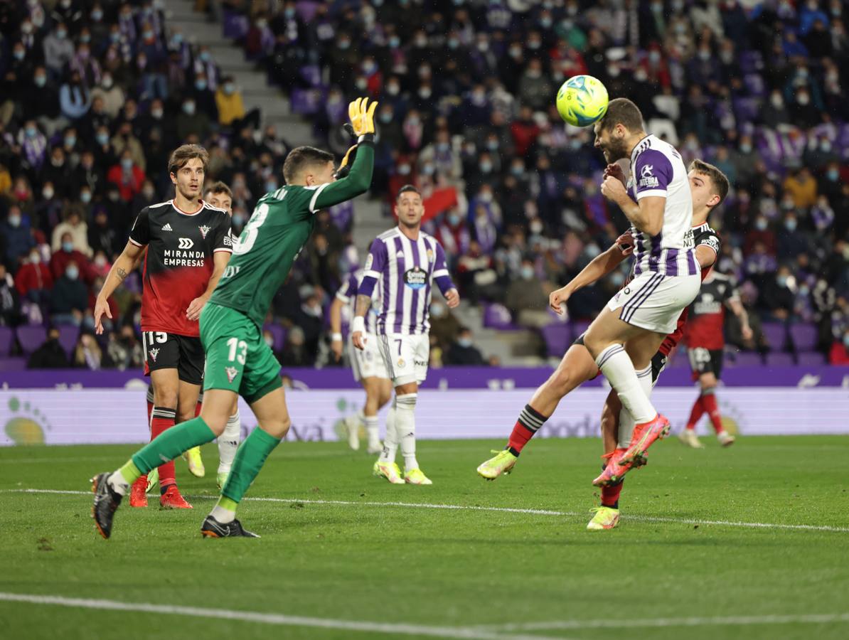 Fotos: Victoria del Real Valladolid ante el Mirandés (3-1)
